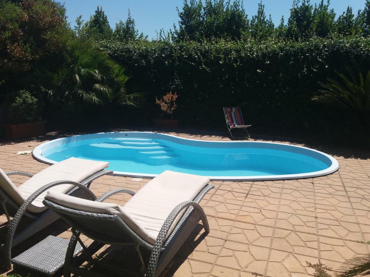 L'Affittacamere Nel Parco "Appia Antica" - Piscina A Uso Ospiti โรม ภายนอก รูปภาพ