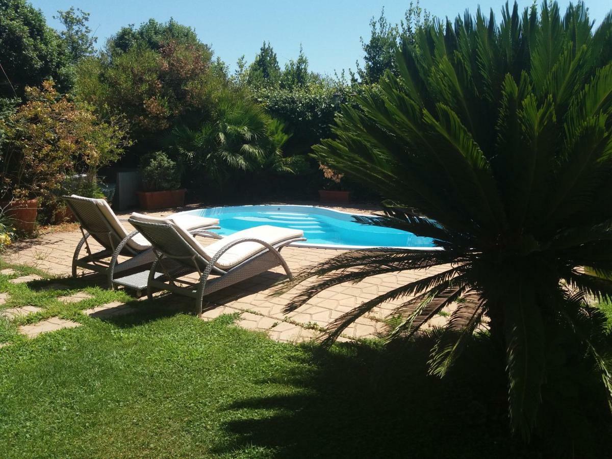 L'Affittacamere Nel Parco "Appia Antica" - Piscina A Uso Ospiti โรม ภายนอก รูปภาพ